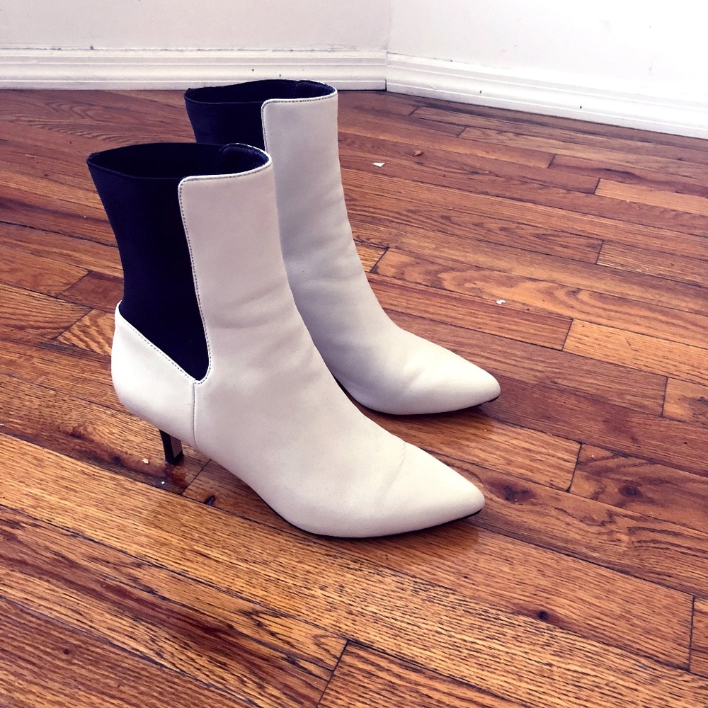 Joie Rali Bootie